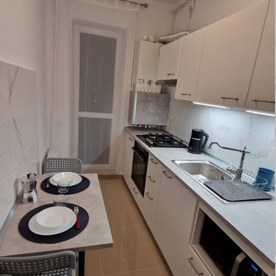 Location d’un appartement confortable d’une pièce, Chiajna, Bucarest, Roumanie